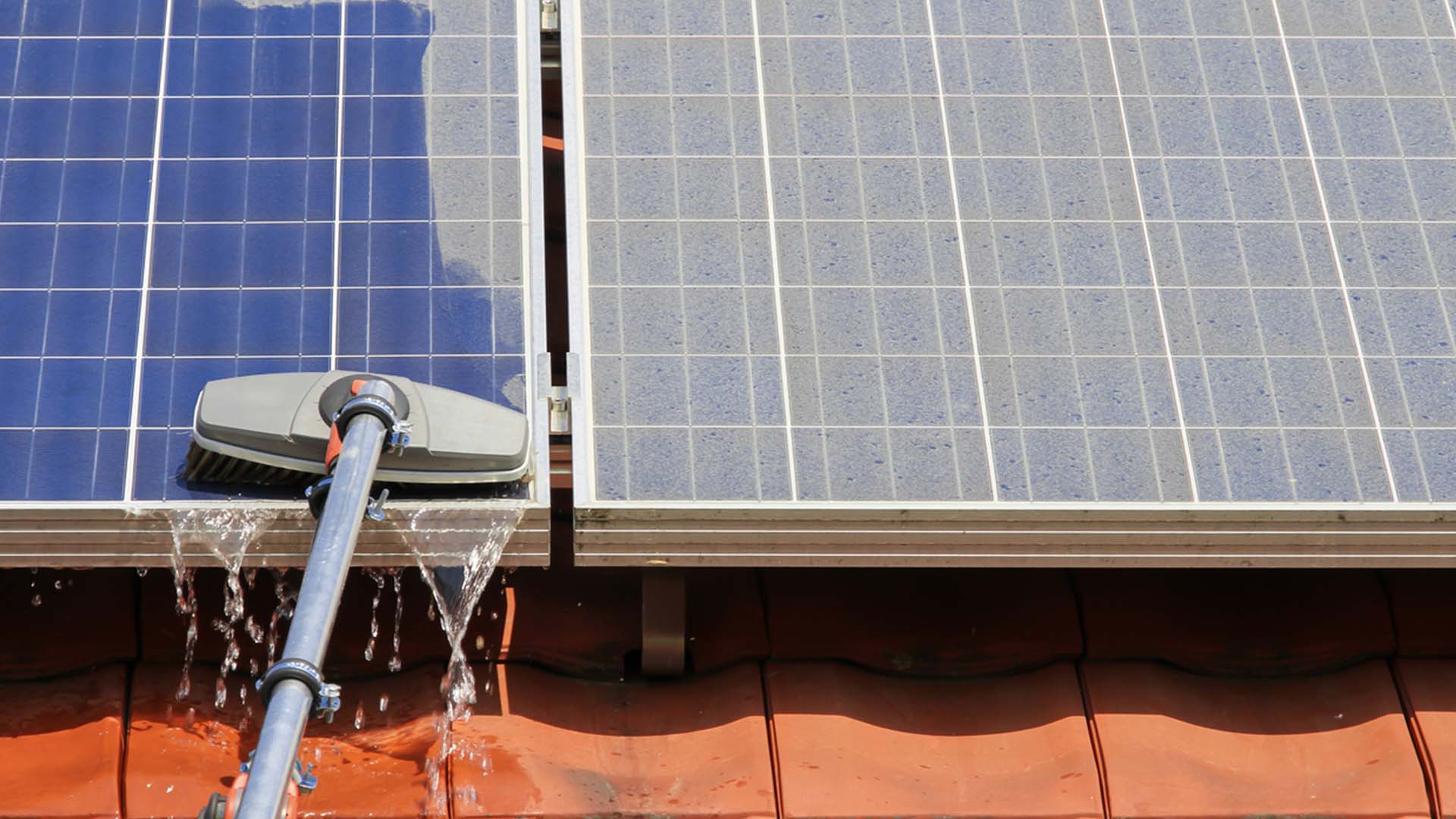 Nettoyage de panneaux solaires