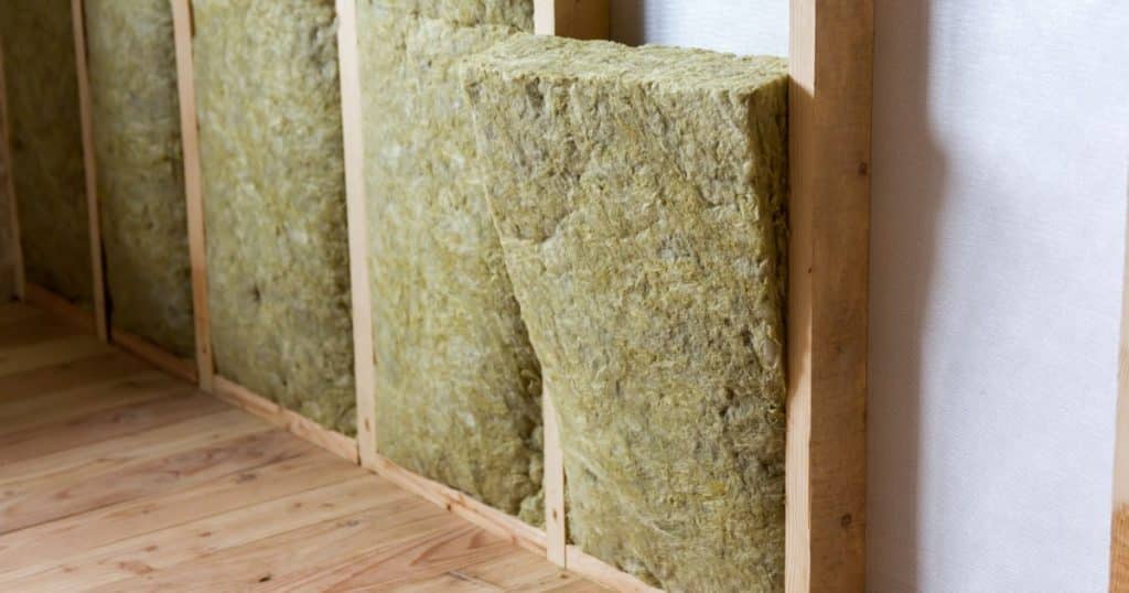 laine de verre pour isolation intérieure des murs