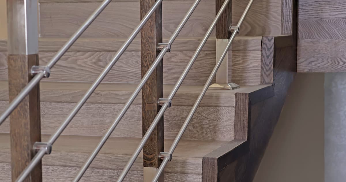 Escalier habillé avec des marches de recouvrement