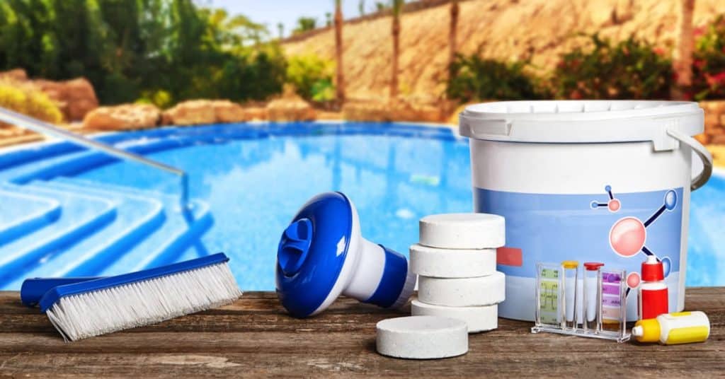 produits d'entretien pour piscine