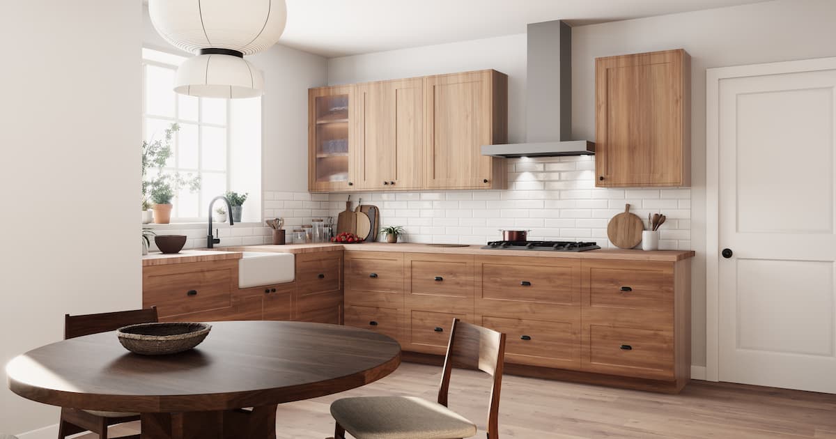 Cuisine en L en bois avec sol stratifié
