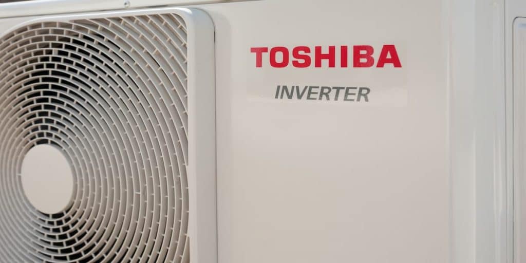 Un climatiseur avec technologie inverter Toshiba