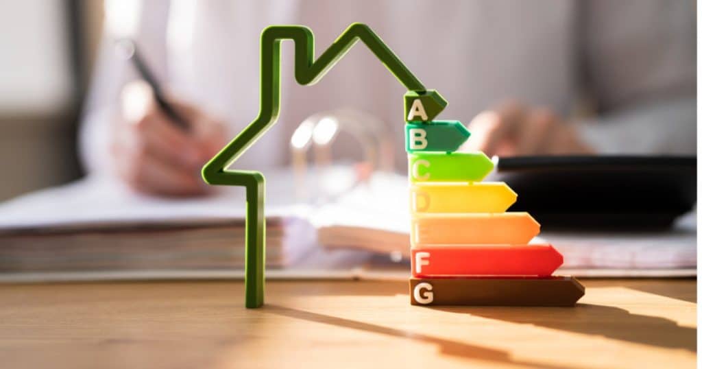 Graphique d'efficacité énergétique en forme de maison de a à g