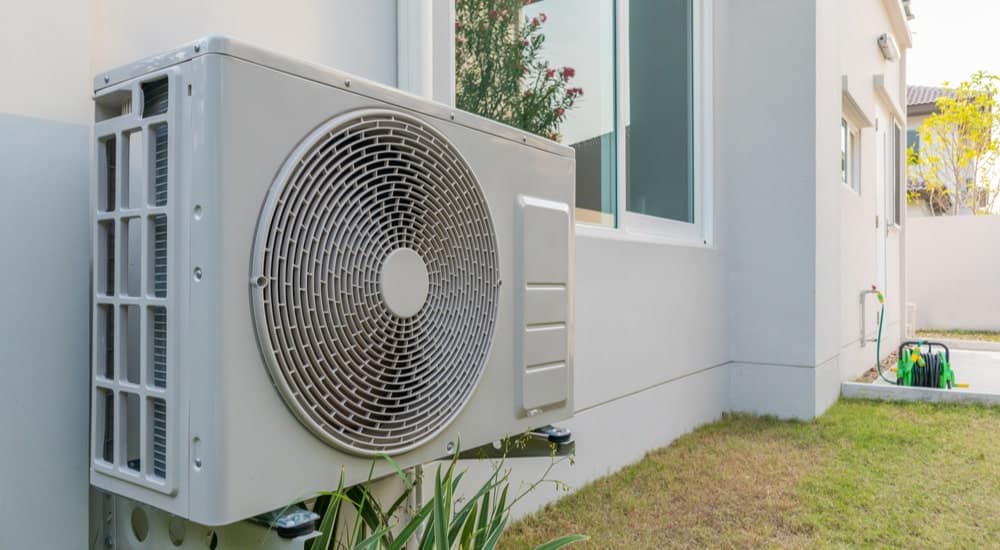 Ventilateur apparent pour le fonctionnement de certains types de systèmes de ventilation