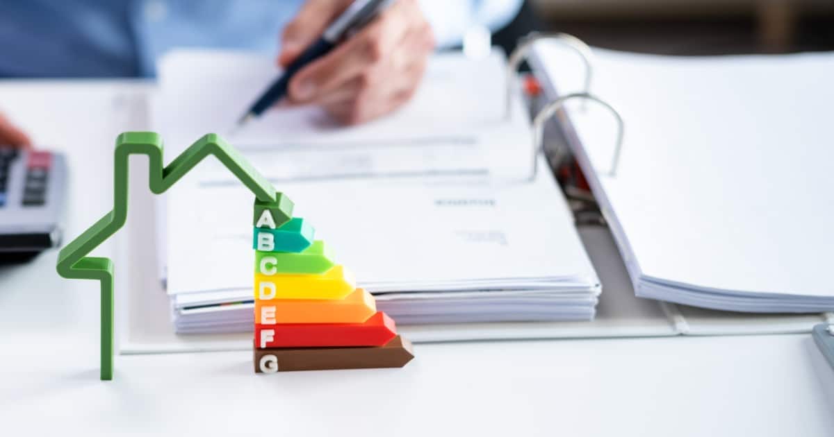 Audit d'énergie d'une maison avec schéma représentatif d'une maison.