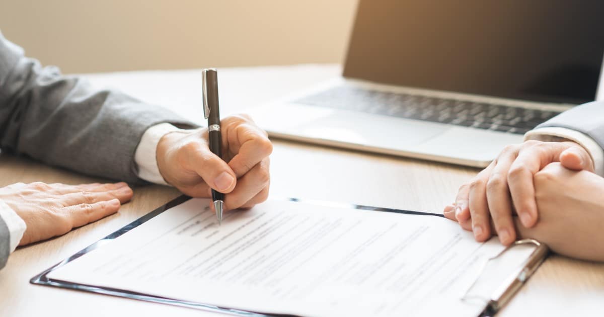 Changement de contrat pour un nouveau secrétariat social d'une entreprise belge.