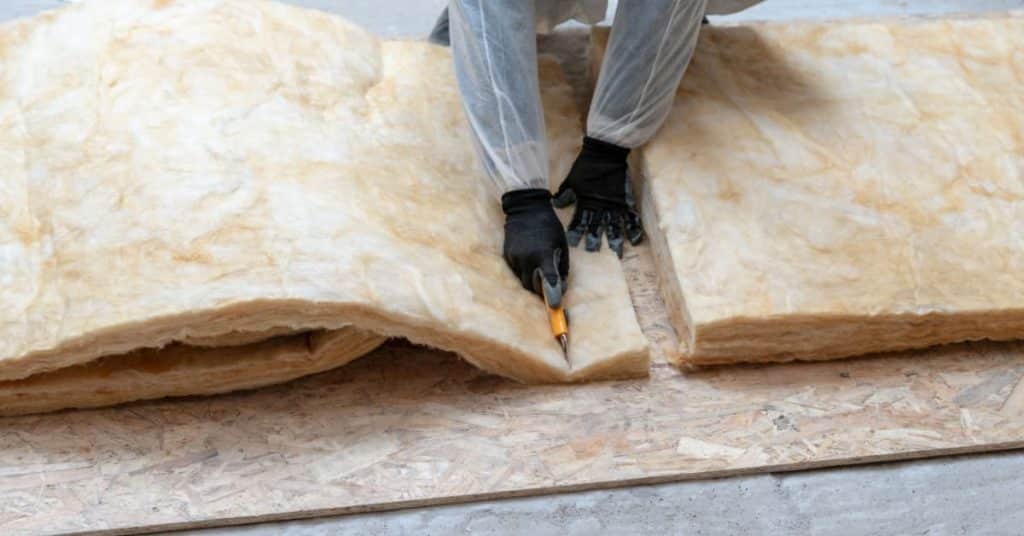 Découpage d'un isolant thermique
