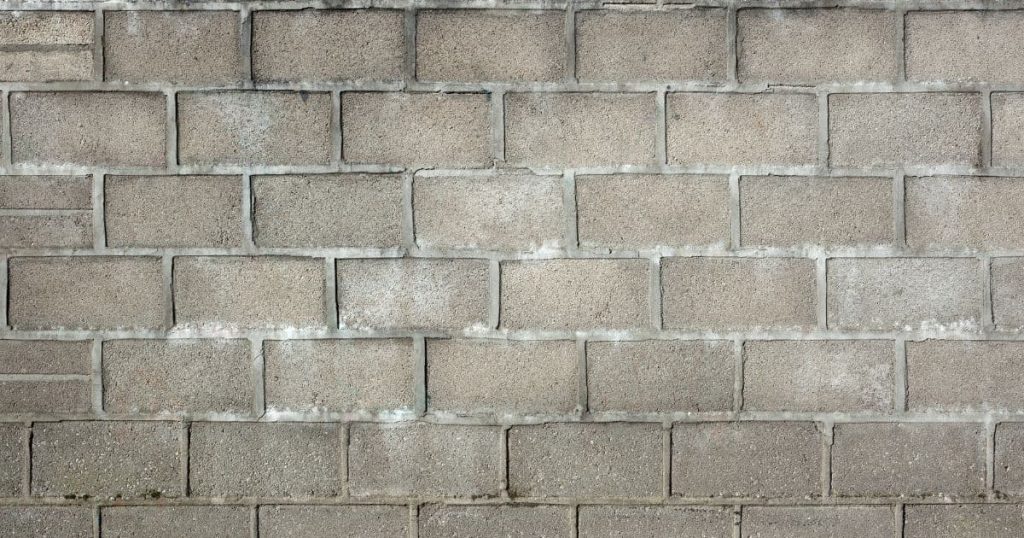 Mur construit en parpaing