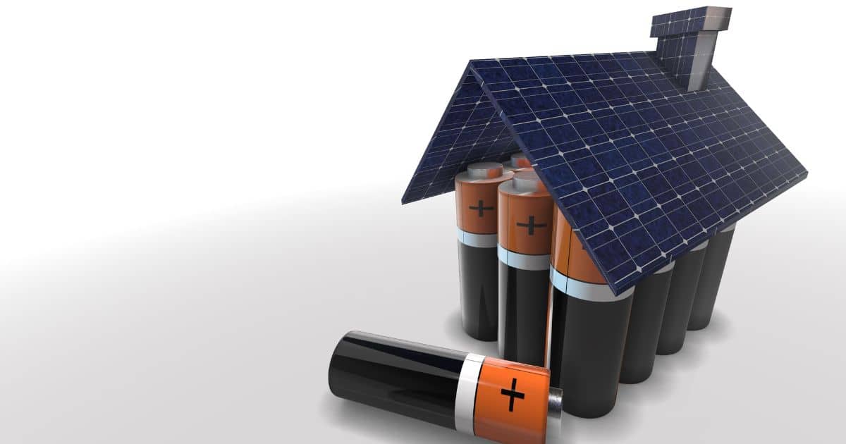 Een symbolische voorstelling van de combinatie thuisbatterij en zonnepanelen