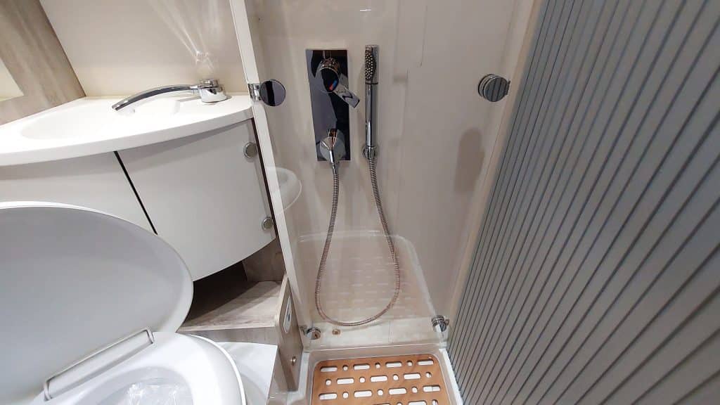 douche huren tijdens verbouwing mobiele badkamer