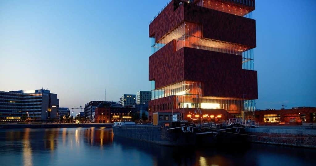 museum-aan-de-stroom-antwerpen-1024x538.jpg